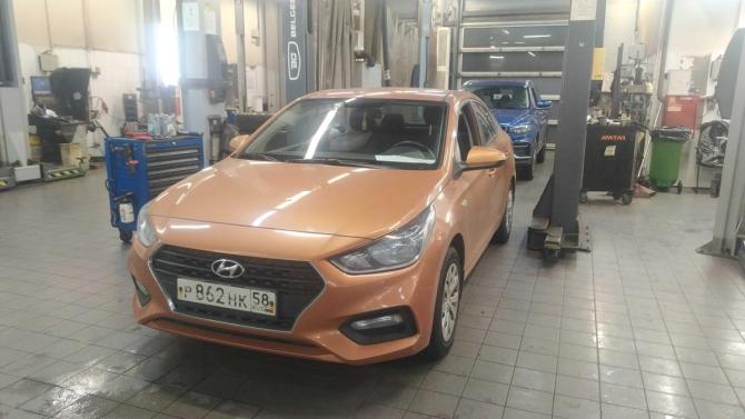 Hyundai Solaris II с пробегом 2017 года, цена 1 099 000 рублей, 124034 км, седан, Автокод Объявления