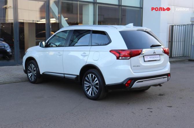 Mitsubishi Outlander III Рестайлинг 3 с пробегом 2020 года, цена 2 197 000 рублей, 116750 км, внедорожник, Автокод Объявления