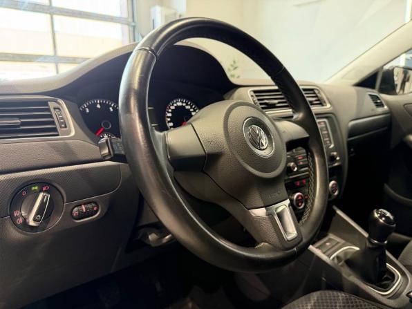 Volkswagen Jetta VI с пробегом 2014 года, цена 1 238 000 рублей, 87064 км, седан, Автокод Объявления