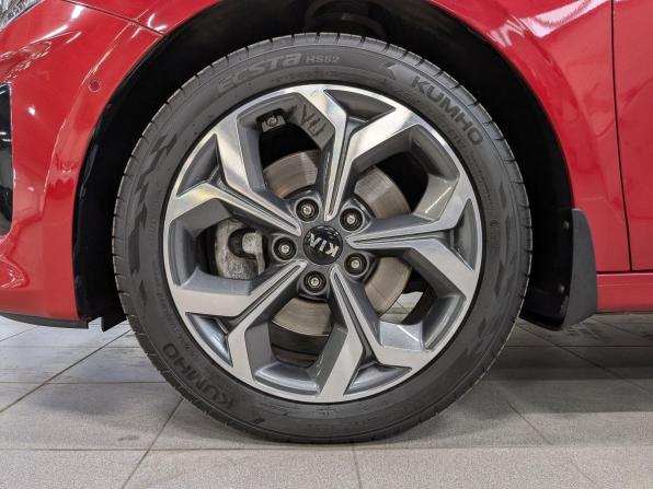 Kia Ceed III с пробегом 2019 года, цена 1 995 000 рублей, 29967 км, хэтчбек, Автокод Объявления