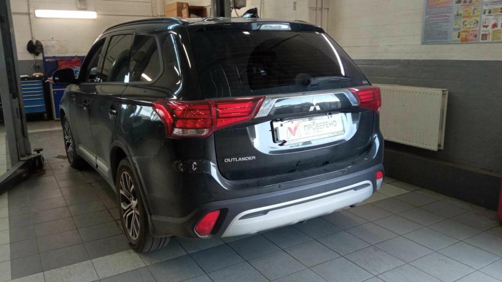 Mitsubishi Outlander III Рестайлинг 3 Санкт-Петербург  - изображение 4
