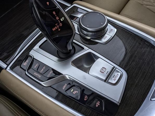BMW 7 серии VI (G11/G12) с пробегом 2016 года, цена 2 900 000 рублей, 116576 км, седан, Автокод Объявления