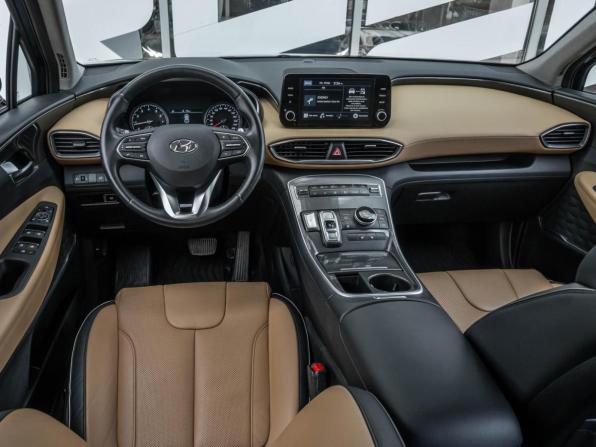 Hyundai Santa Fe IV Рестайлинг с пробегом 2022 года, цена 3 997 000 рублей, 19784 км, внедорожник, Автокод Объявления