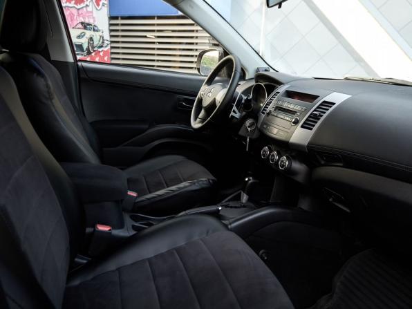 Mitsubishi Outlander II Рестайлинг с пробегом 2011 года, цена 1 248 000 рублей, 154152 км, внедорожник, Автокод Объявления