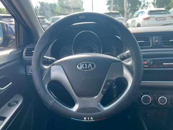 Kia Rio III Рестайлинг с пробегом 2016 года, цена 750 000 рублей, 286200 км, седан, Автокод Объявления