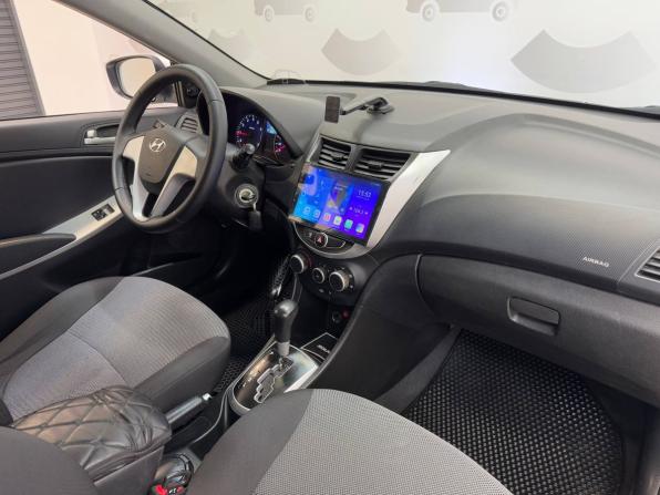 Hyundai Solaris I с пробегом 2013 года, цена 960 000 рублей, 190076 км, седан, Автокод Объявления