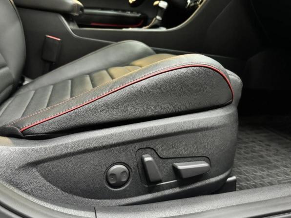 Kia Optima IV Рестайлинг с пробегом 2018 года, цена 1 997 000 рублей, 81000 км, седан, Автокод Объявления
