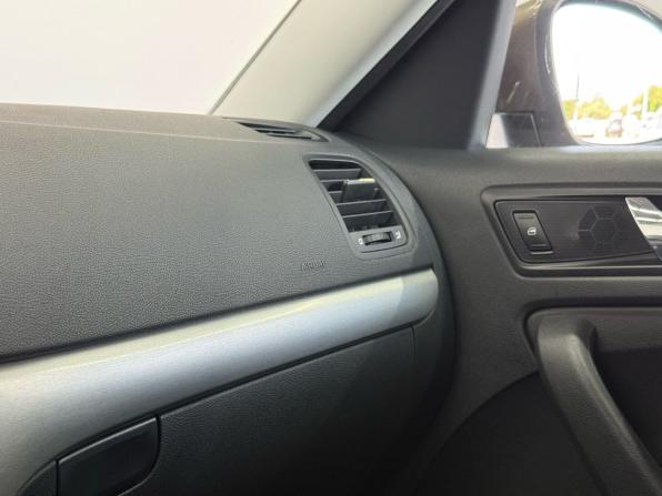 Skoda Yeti I с пробегом 2012 года, цена 1 059 000 рублей, 249843 км, внедорожник, Автокод Объявления