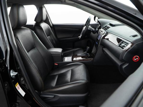Toyota Camry VII (XV50) Рестайлинг с пробегом 2017 года, цена 1 889 050 рублей, 212357 км, седан, Автокод Объявления