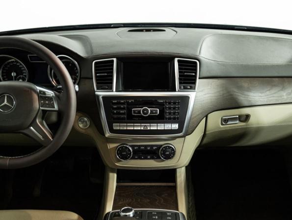 Mercedes-Benz M-Класс III (W166) с пробегом 2015 года, цена 2 699 700 рублей, 147253 км, внедорожник, Автокод Объявления