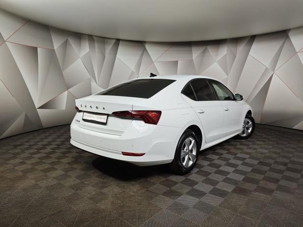 Skoda Octavia IV (A8) с пробегом 2021 года, цена 2 088 900 рублей, 91068 км, лифтбек, Автокод Объявления