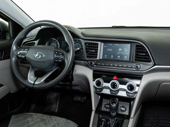 Hyundai Elantra VI (AD) Рестайлинг с пробегом 2019 года, цена 1 000 000 рублей, 144700 км, седан, Автокод Объявления