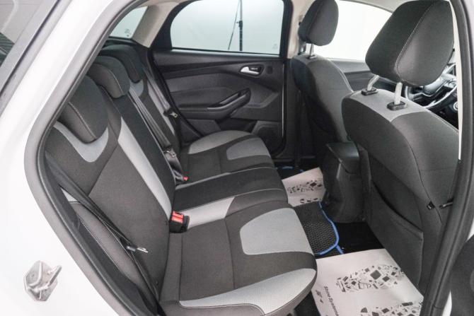 Ford Focus III с пробегом 2012 года, цена 899 000 рублей, 242313 км, хэтчбек, Автокод Объявления