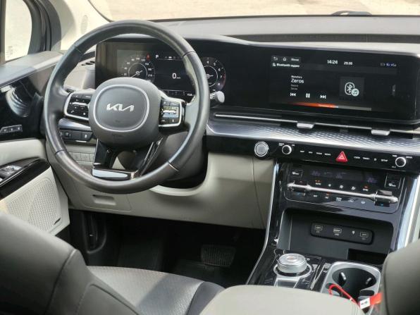 Kia Carnival IV с пробегом 2022 года, цена 4 835 000 рублей, 60900 км, минивэн, Автокод Объявления