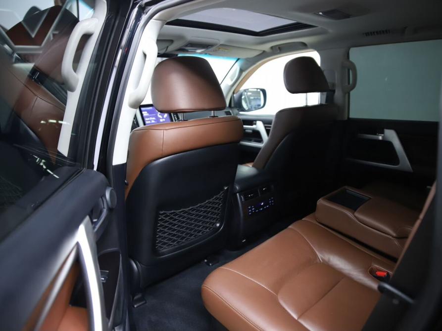 Toyota Land Cruiser 200 Series Рестайлинг 2 Уфа  - изображение 12