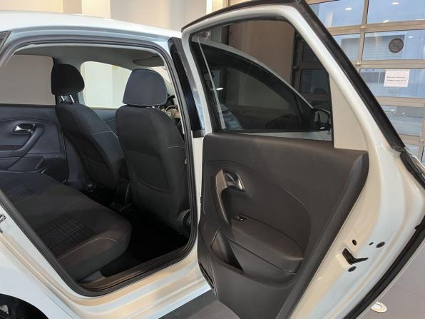 Volkswagen Polo V с пробегом 2015 года, цена 792 000 рублей, 196630 км, седан, Автокод Объявления