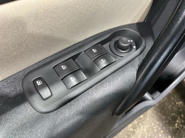 Renault Kangoo II с пробегом 2012 года, цена 895 000 рублей, 98299 км, компактвэн, Автокод Объявления