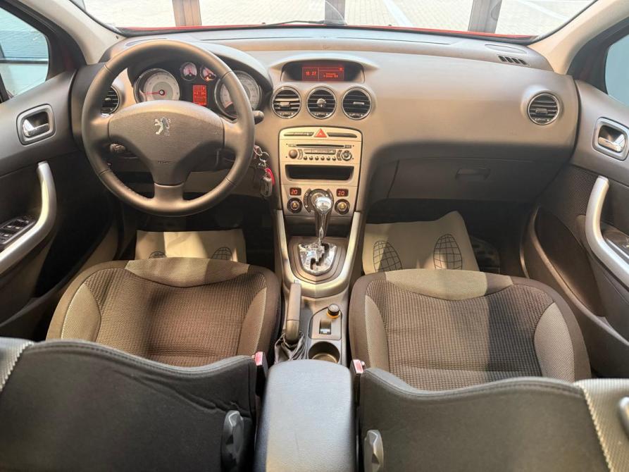 Peugeot 308 I Калининград  - изображение 16