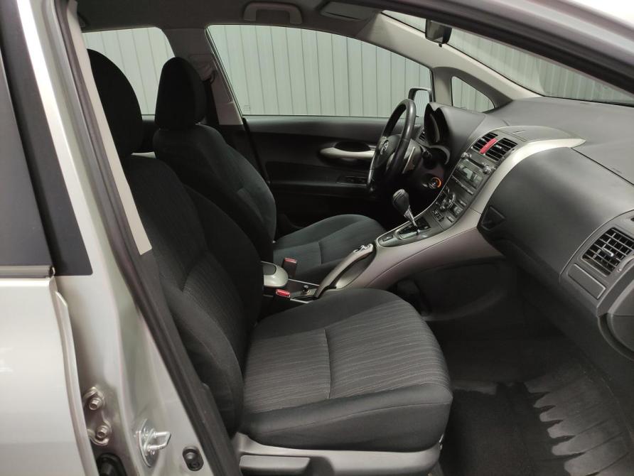 Toyota Auris I Пермь  - изображение 9