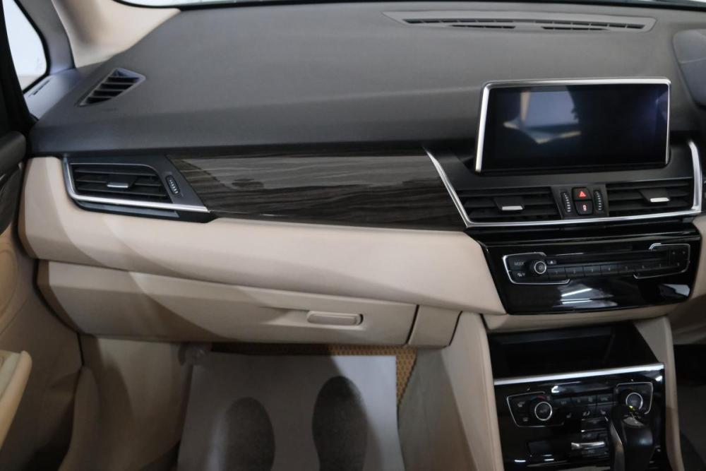 BMW 2 серии Active Tourer F45 Омск  - изображение 19
