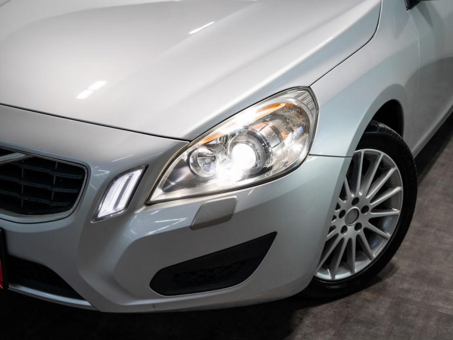Volvo V60 I Чита  - изображение 18