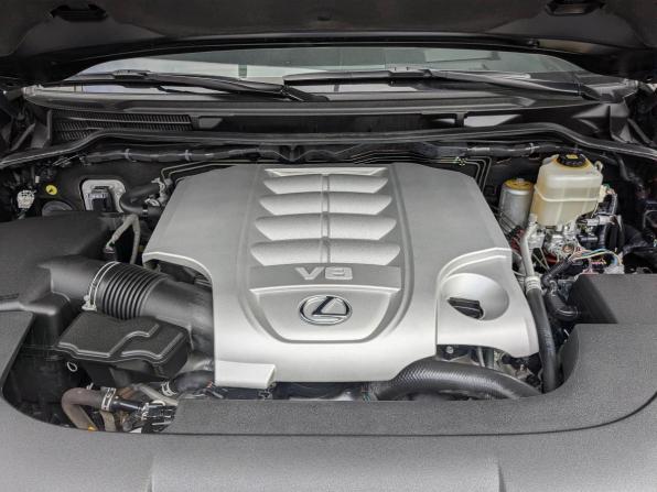 Lexus LX III Рестайлинг 2 с пробегом 2017 года, цена 8 645 000 рублей, 71119 км, внедорожник, Автокод Объявления