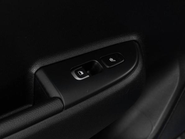 Kia Rio IV Рестайлинг с пробегом 2021 года, цена 1 866 000 рублей, 34084 км, хэтчбек, Автокод Объявления