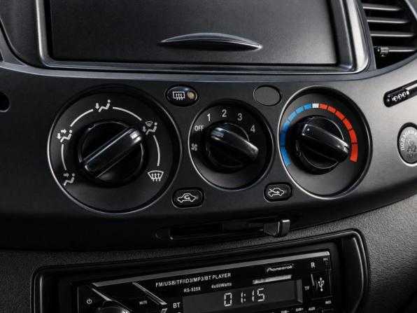 Mitsubishi L200 IV с пробегом 2014 года, цена 1 399 000 рублей, 211112 км, offers.body_type.unknown, Автокод Объявления
