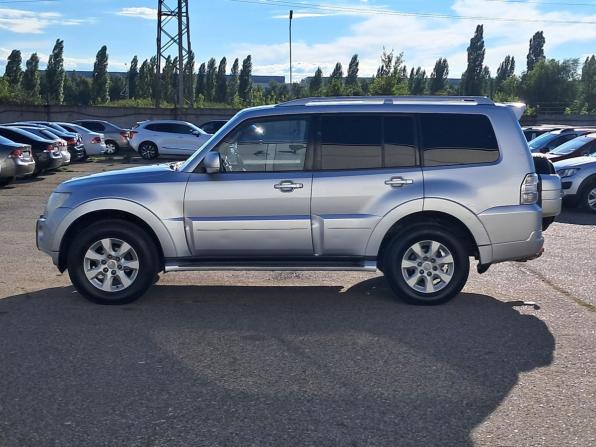 Mitsubishi Pajero IV с пробегом 2010 года, цена 1 460 000 рублей, 488986 км, внедорожник, Автокод Объявления