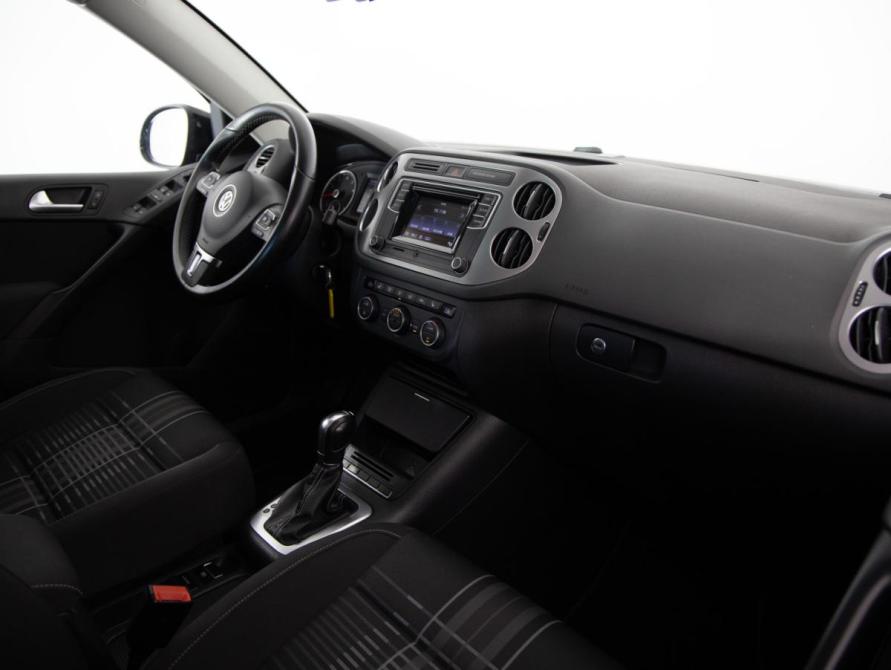 Volkswagen Tiguan I Рестайлинг Санкт-Петербург  - изображение 12