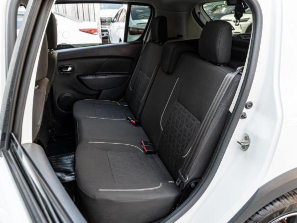 Renault Sandero II Рестайлинг с пробегом 2019 года, цена 1 239 000 рублей, 123905 км, хэтчбек, Автокод Объявления