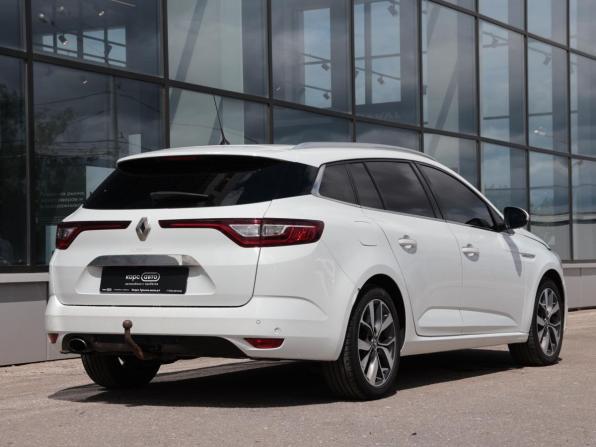 Renault Megane IV с пробегом 2017 года, цена 1 495 000 рублей, 174938 км, универсал, Автокод Объявления