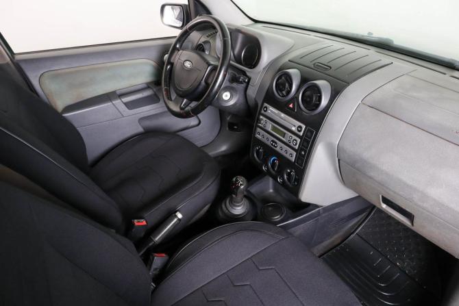 Ford Fusion I Рестайлинг с пробегом 2005 года, цена 439 000 рублей, 226000 км, хэтчбек, Автокод Объявления