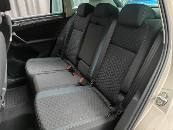 Volkswagen Tiguan II с пробегом 2019 года, цена 2 388 000 рублей, 82000 км, внедорожник, Автокод Объявления