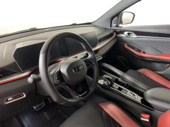 Geely Coolray I Рестайлинг с пробегом 2023 года, цена 2 018 000 рублей, 68339 км, внедорожник, Автокод Объявления
