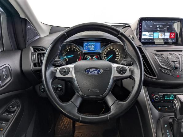 Ford Kuga II с пробегом 2015 года, цена 1 350 000 рублей, 145968 км, внедорожник, Автокод Объявления
