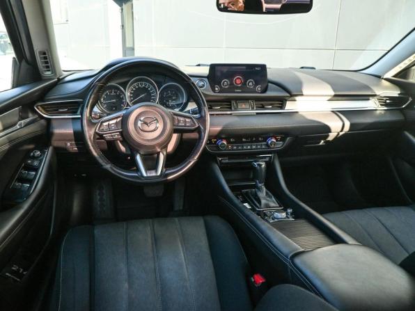 Mazda 6 III (GJ) Рестайлинг 2 с пробегом 2018 года, цена 1 799 000 рублей, 210584 км, седан, Автокод Объявления