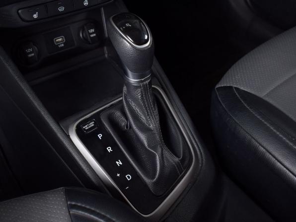 Hyundai Solaris II с пробегом 2019 года, цена 979 995 рублей, 144570 км, седан, Автокод Объявления