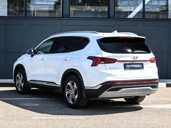 Hyundai Santa Fe IV Рестайлинг с пробегом 2022 года, цена 3 674 000 рублей, 55540 км, внедорожник, Автокод Объявления