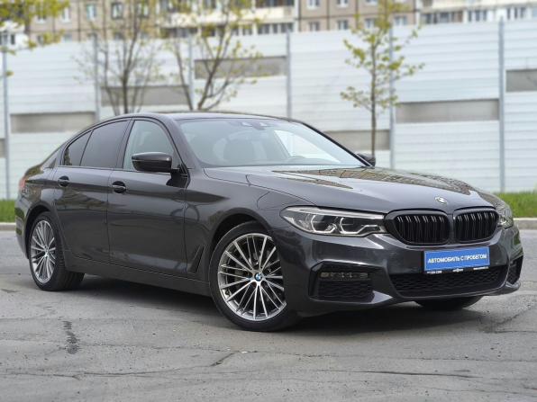 BMW 5 серии VII (G30/G31/G38) с пробегом 2017 года, цена 3 990 000 рублей, 88400 км, седан, Автокод Объявления
