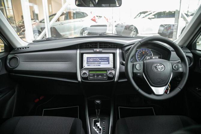 Toyota Corolla XI (E160 E170 E180) с пробегом 2013 года, цена 975 000 рублей, 121300 км, универсал, Автокод Объявления