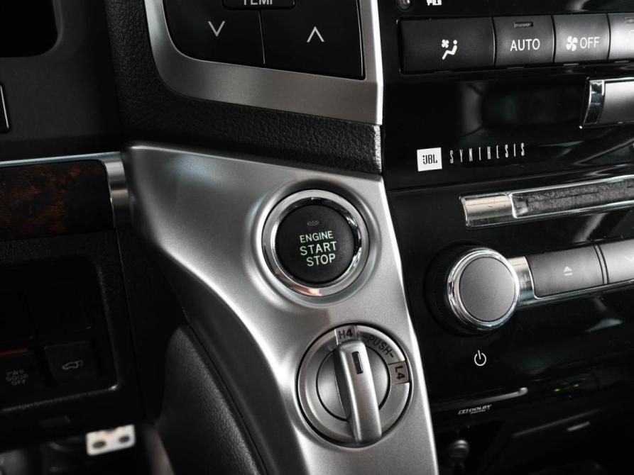 Toyota Land Cruiser 200 Series Рестайлинг 1 Ростов-на-Дону  - изображение 17