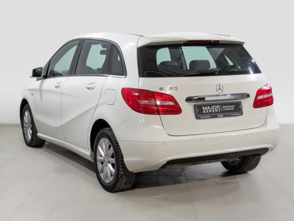 Mercedes-Benz B-Класс II (W246) с пробегом 2012 года, цена 1 325 000 рублей, 75976 км, хэтчбек, Автокод Объявления