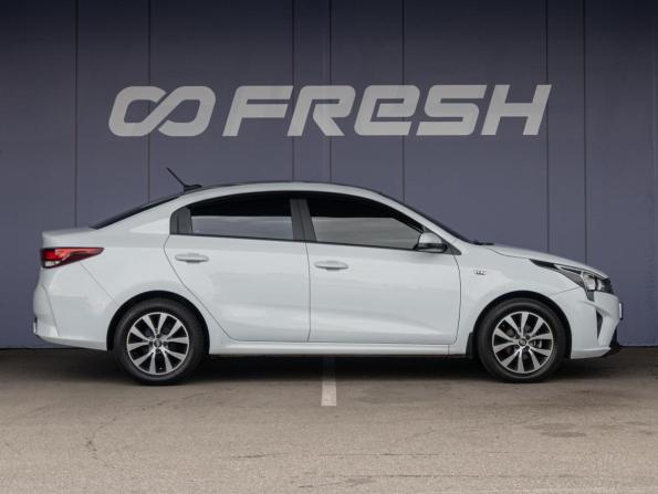 Kia Rio IV Рестайлинг с пробегом 2021 года, цена 1 530 000 рублей, 107666 км, седан, Автокод Объявления