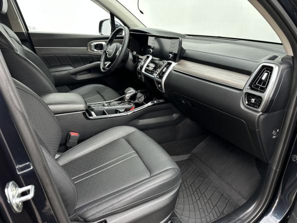 Kia Sorento IV с пробегом 2023 года, цена 4 000 000 рублей, 67350 км, внедорожник, Автокод Объявления