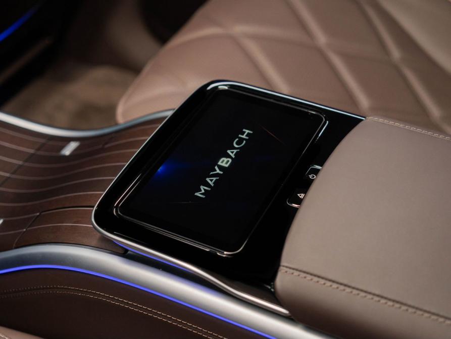 Mercedes-Benz Maybach EQS SUV Москва  - изображение 32