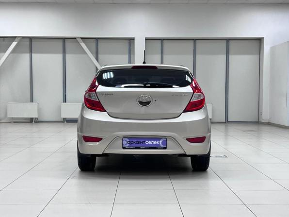 Hyundai Solaris I с пробегом 2011 года, цена 625 000 рублей, 163320 км, хэтчбек, Автокод Объявления