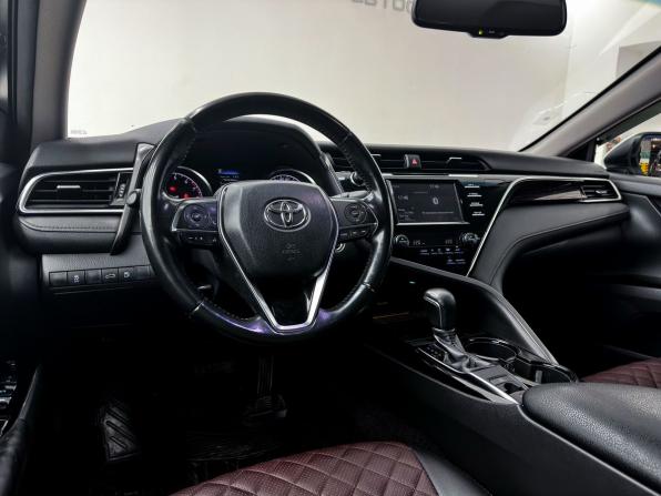 Toyota Camry VIII (XV70) с пробегом 2019 года, цена 2 700 000 рублей, 157924 км, седан, Автокод Объявления