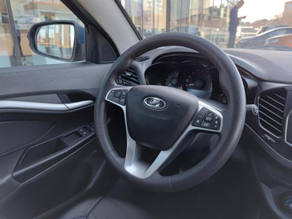 Lada (ВАЗ) Vesta I с пробегом 2017 года, цена 738 000 рублей, 99216 км, седан, Автокод Объявления