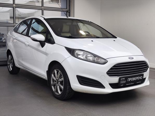 Ford Fiesta Mk6 Рестайлинг с пробегом 2015 года, цена 650 000 рублей, 176064 км, седан, Автокод Объявления